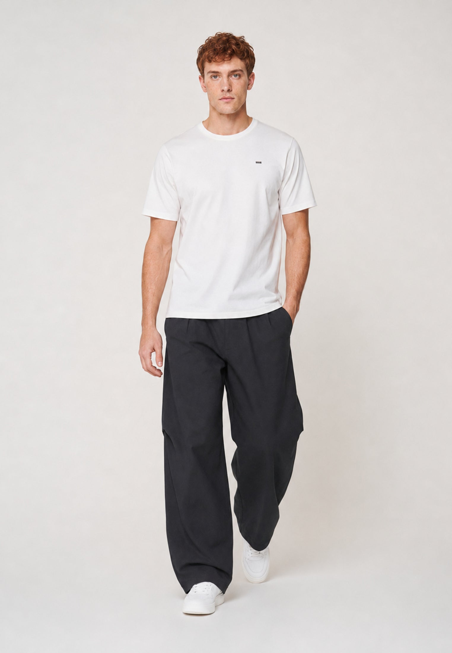 Barrel Trouser — Black, walk