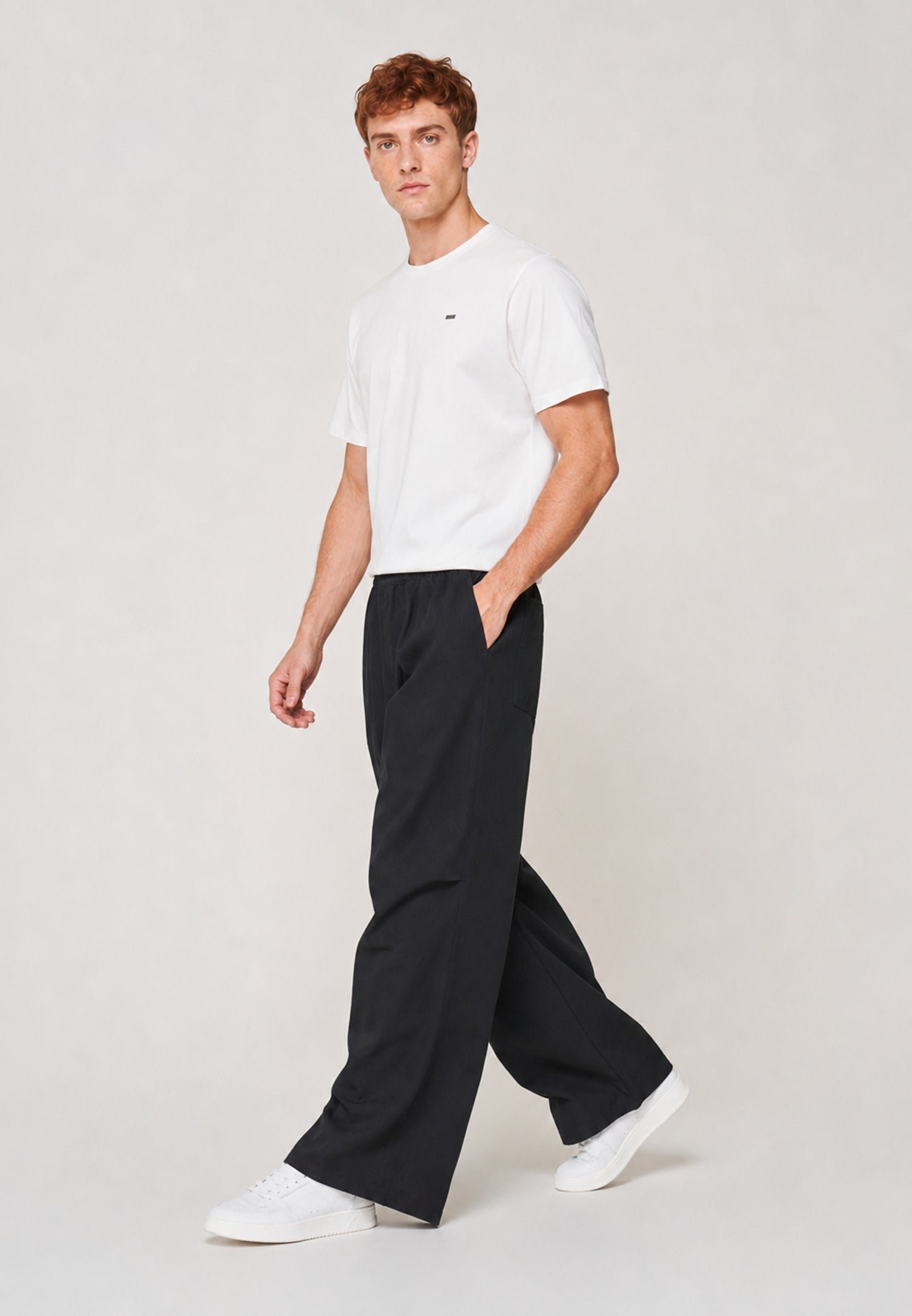 Barrel Trouser — Black, stride