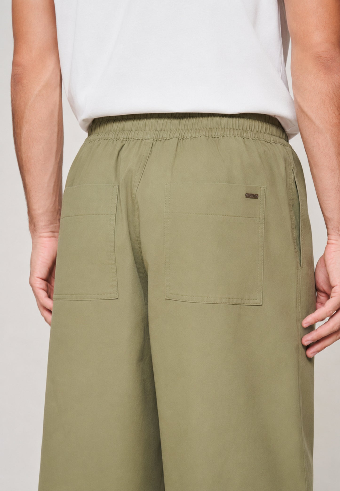 Barrel Trouser — Olive, badge detail