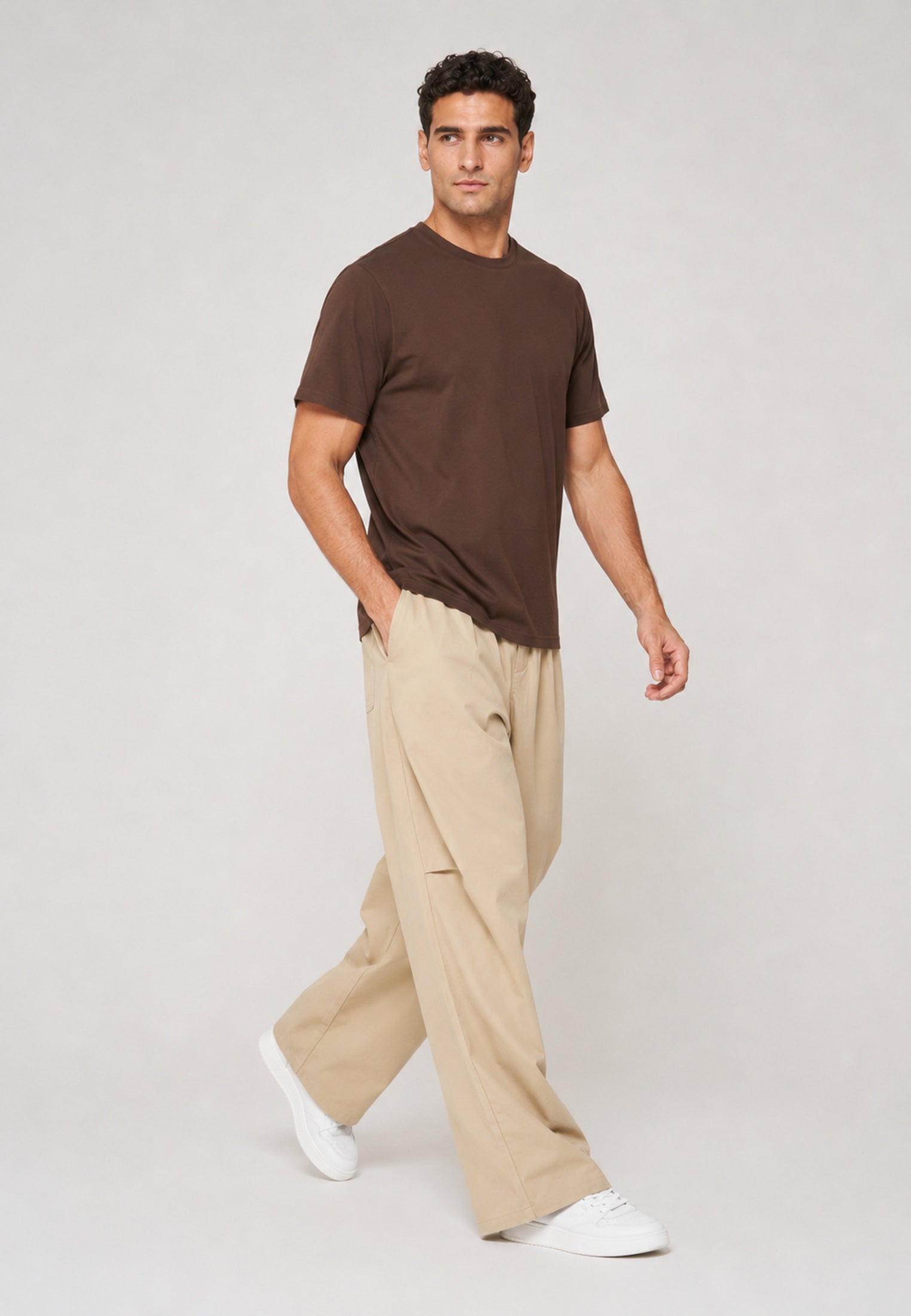 Barrel Trouser — Sand, stride